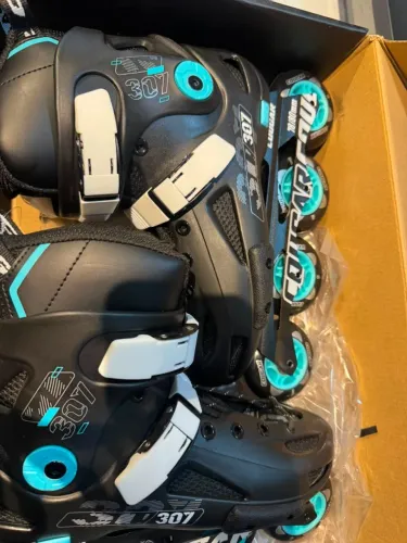 Patins Cougar 307 / Tamanho 39BR NOVO!