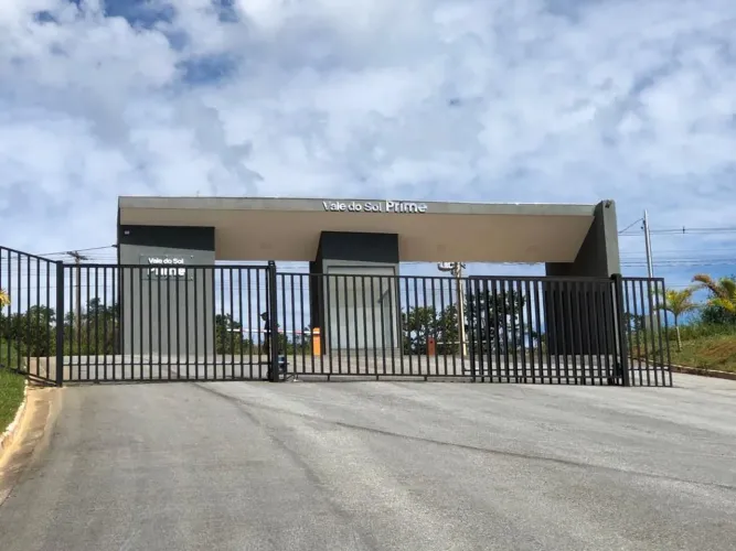 Lote 1.000m2 em condomínio Funilândia  - pego carro na entrada