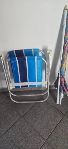 Kit praia cadeira pequena e sombrinha