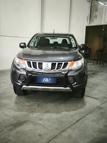 Mitsubishi L200 Tri. Outdo. GLS 2.4 CD 4X4 Die. AUT 2022