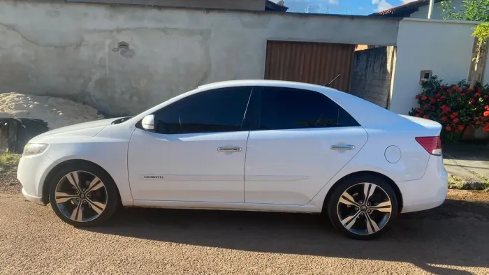 Kia Motors Cerato 1.6 16V Aut. 2013