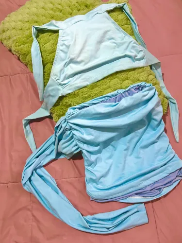 Conjunto elegante, saia e cropped ? TAM único