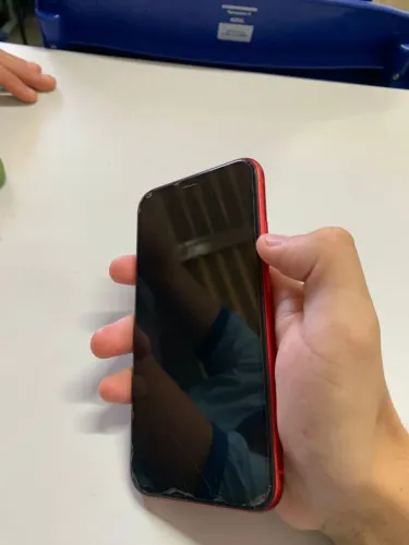 IPHONE 11 64 GB - NADA TROCADO