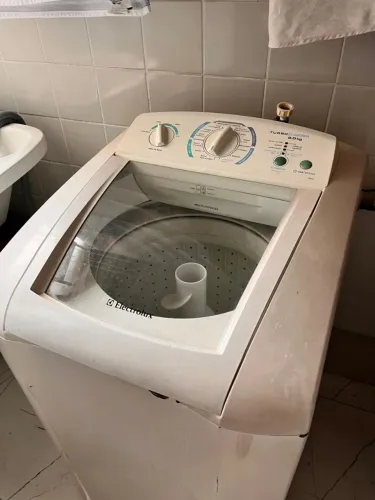 Máquina de lavar Electrolux 9kg