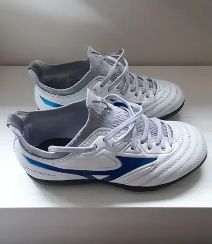 Chuteira Mizuno Regent Society n°32
