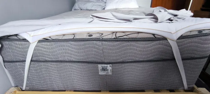 Vendo cama de casal box conjugada usada