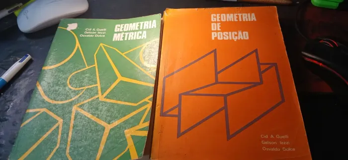 Geometria espacial  iezzi ( 2 volumes )