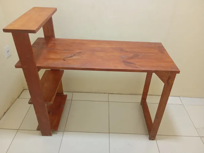 Escrivania/mesa de escritório
