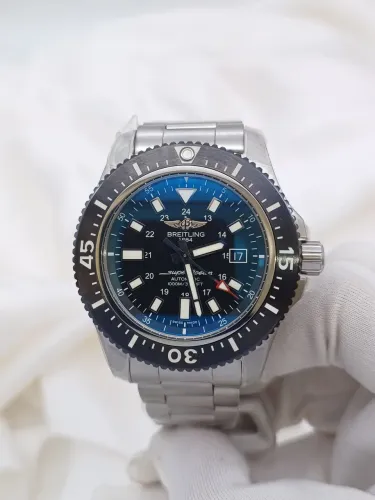 Relógio Breitling Superocean Preto - ETA S/c
