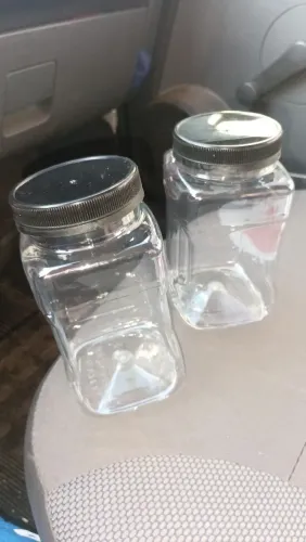Pote plástico 550 ml com tampa de lacre