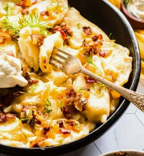 VARENIKI/PIEROGI