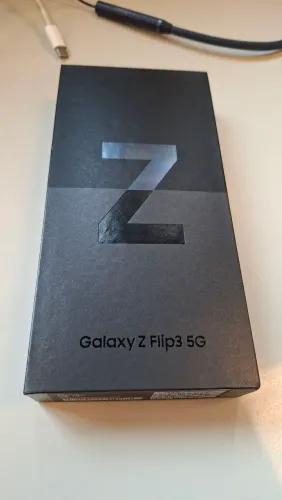 Samsung Galaxy Z Flip 3G