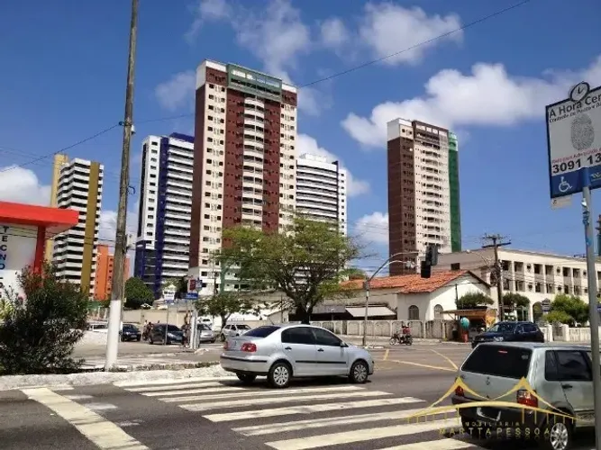 Apto em Lagoa Nova no Condomínio Terra Brasilis com 3/4 Sendo 01 Suíte, 115m²,  Andar Alto
