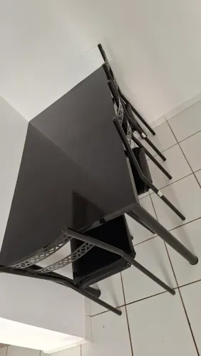 Mesa de jantar retangular - preta