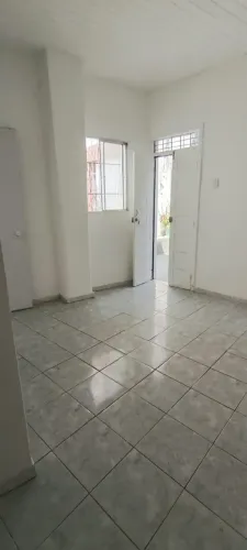 VENDE SE CASA 2/4 NO GARCIA - SALVADOR  - BAHIA