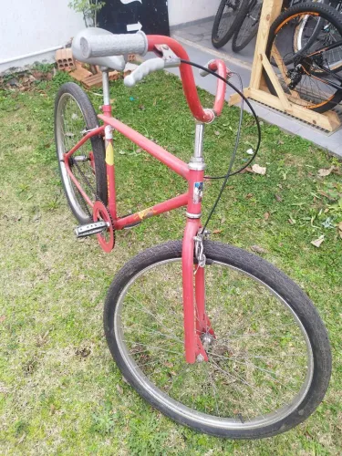 Bicicleta Cruise antiga relíquia 
