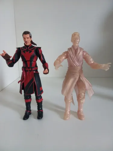 Marvel Legends Dr. Strange + Dr. Estranho astral