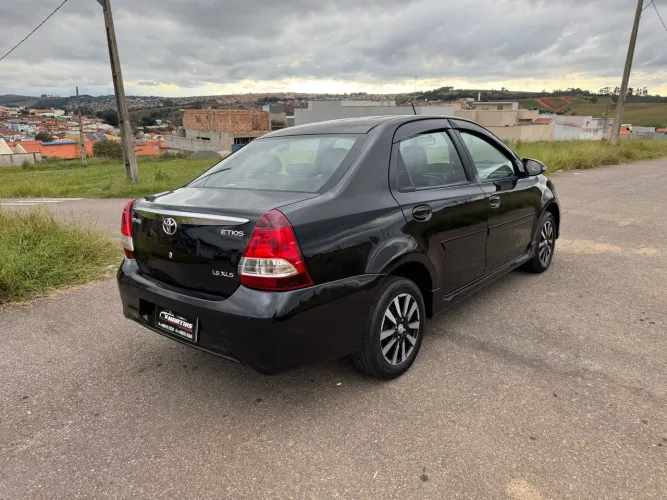 Toyota Etios XLS Sedan 1.5 Flex 16V 4P Aut. 2019