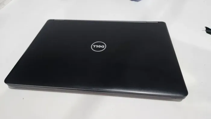 Notebook Dell Latitude 5480 Intel core I5 6300, 8gb memoria