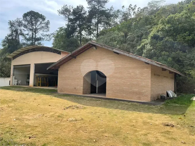 Chácara LOCAÇÃO VENDA Mairiporã com 48.000m2 4 casas piscina estábulo área gourmet lagos