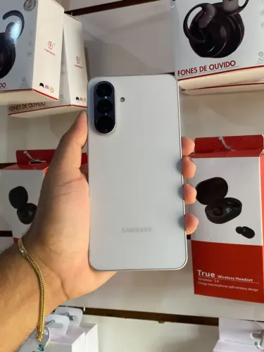 A56 5G semi novo