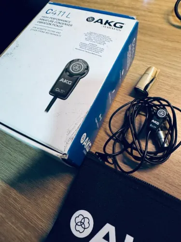 MICROFONE AKG C411L + MPAVL