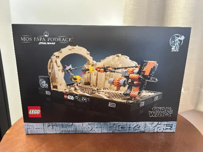 LEGO Star Wars 75380 Diorama Corrida de Pods de Mos Espa | Novo Lacrado | Original
