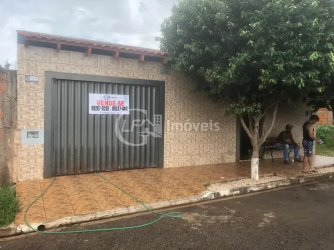 Imperdível! Casa à venda em Campo Grande-MS, Jardim Vida Nova, 3 quartos, 3 salas, 2 banhe