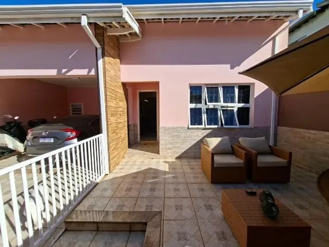 Casa térrea a 200m do Parque Ecológico em Indaiatuba | 3 dormitórios, suíte e 4 vagas