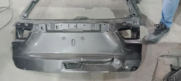 Tampa porta mala jeep compass