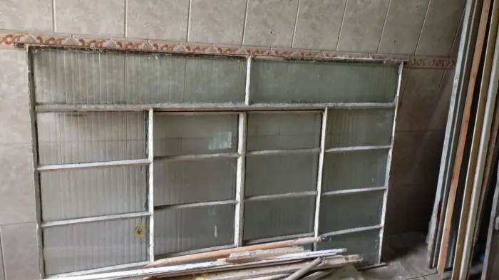Vitror de ferro com vidro