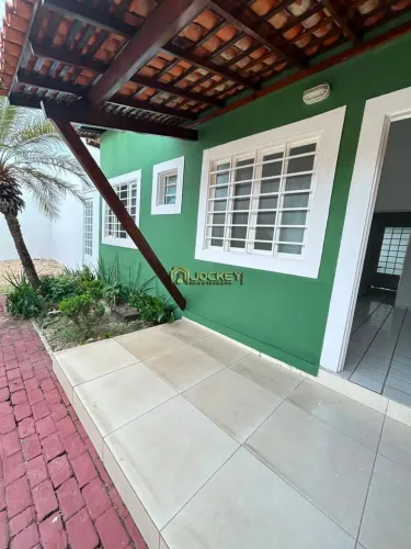 Casa com piscina no Condomínio Inglês à venda no Bairro Piçarreira, Teresina-PI