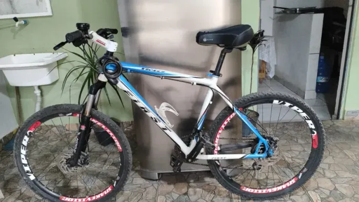 Bicicleta First Aro 26 