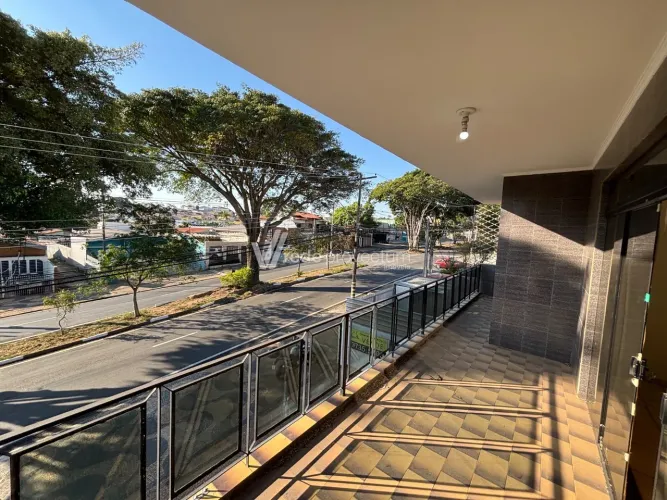 Salão à Venda no Jardim dos Oliveiras em Campinas