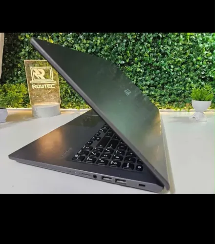 Notebook AMD Ryzen 7 3700U