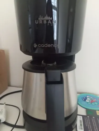 Cafeteira elétrica com jarro de inox usada 2 únicas vezes