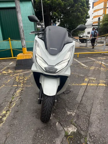 Vendo PCX 160cc - EXCELENTE 