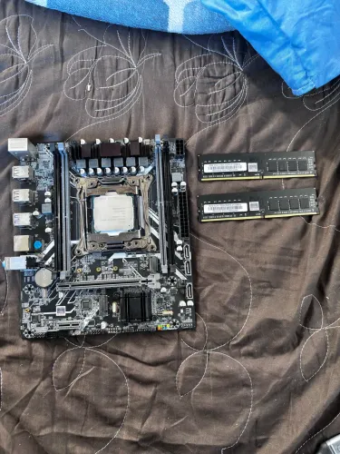 KIT XEON , PLACA X99 com overclock batendo 3.50 GHz + xeon 2666 v3 + 16 gb de ram