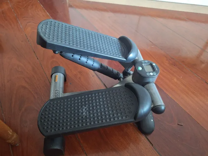 Mini Stepper Domyos Essential com Monitor Digital - Excelente Estado