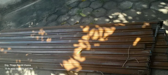 Porta metalica 2,5x2,8