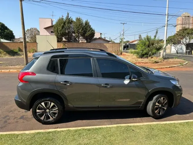 Peugeot 2008 Allure Pack 1.6 Flex 16V Aut. 2022
