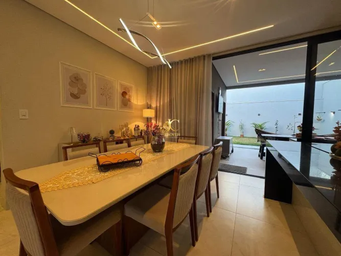 Casa Residencial à venda em Divinópolis (MG) 3 quartos, 1 suíte, 2 vagas R$ 840.000,00
