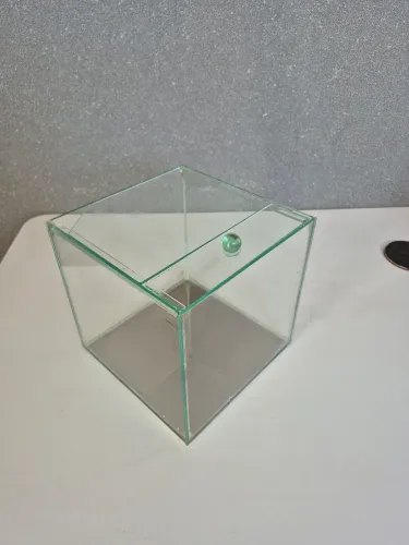 Aquário cubo