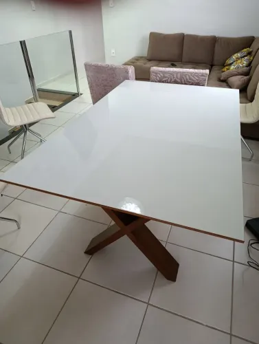 Mesa de madeira maciça com tampo branco - 1,60 x 1,00 