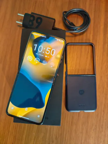 Celular Motorola Razr 50 Ultra