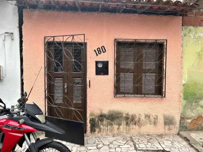 VENDO CASA NO SÃO RAIMUNDO. RY