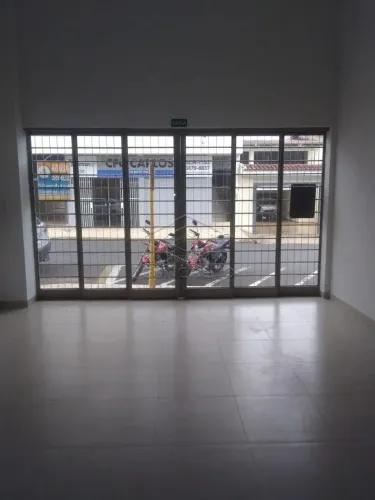 PONTO COMERCIAL COM 40M² EM EXCELENTE LOCALIZAÇÃO. CENTRO, BAURU/SP