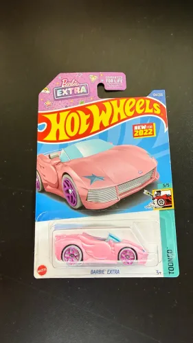 Hot Wheels Barbie extra tooned rosa