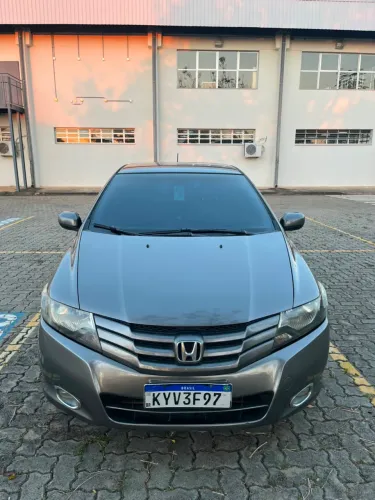 Honda City Sedan LX 1.5 Flex 16V 4P Aut. 2010
