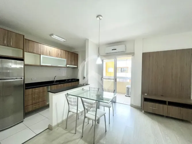 Locação de Apartamentos / Padrão na cidade de Curitiba